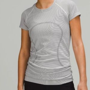 Lululemon Swiftly Tech Short Sleeve Tempo 2.0 Stripe White / Black Top T…